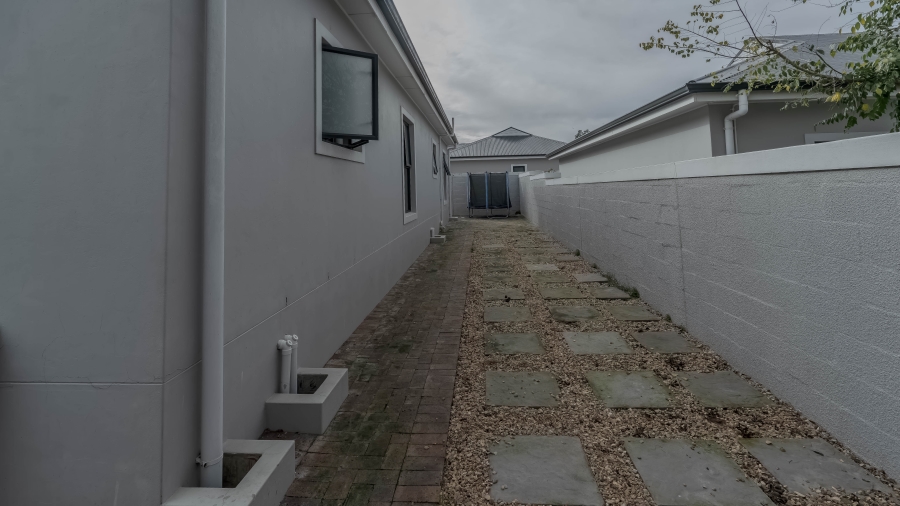 3 Bedroom Property for Sale in Brackenfell South Western Cape